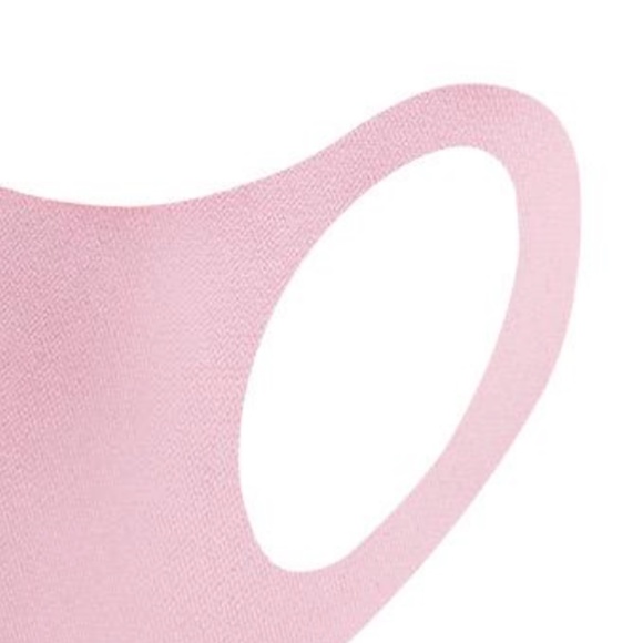 ❤️FREE W/ PURCHASE❤️ SET OF 2 LASER CUT FACE MASKS - BLUSH PINK & LT BLUE - Picture 4 of 9